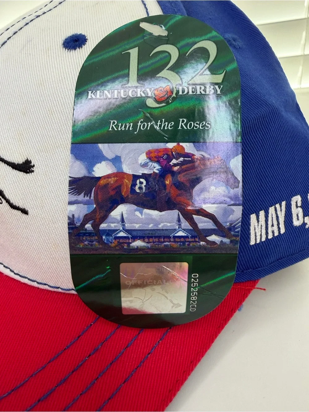 Vintage original Kentucky Derby 132 running. hat & White Baseball Cap.
